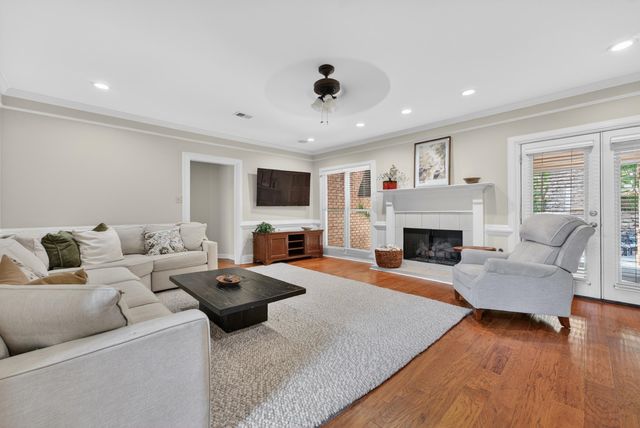 1875 WOODUCK CV, Germantown, TN 38139