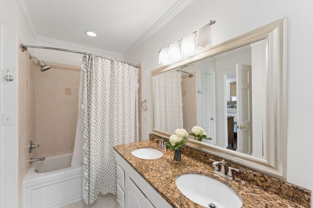 105 Brookfield Ave, Nashville, TN 37205