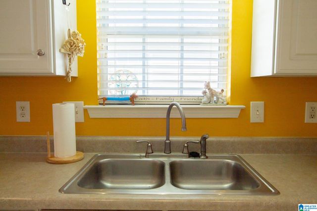 192 HIDDEN CREEK PARKWAY, Pelham, AL 35124