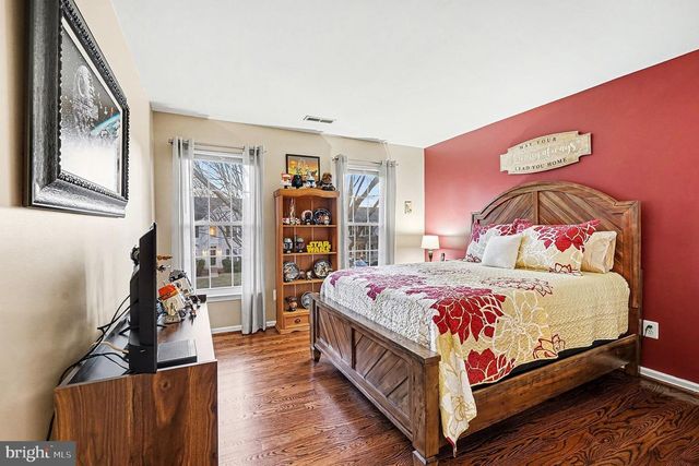 6465 COLONIAL VILLAGE LOOP, Manassas, VA 20112