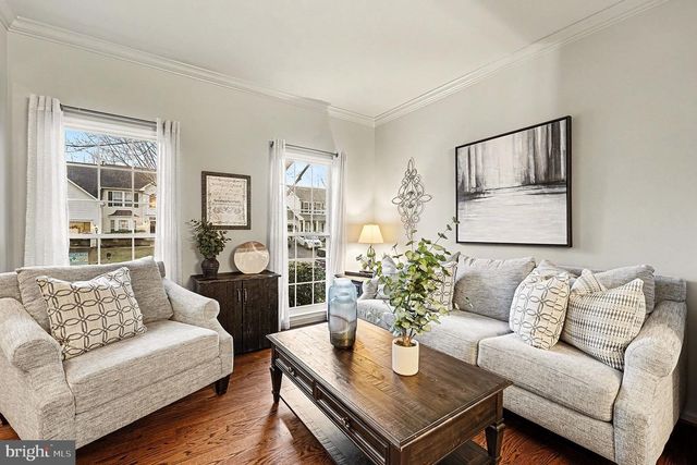 6465 COLONIAL VILLAGE LOOP, Manassas, VA 20112