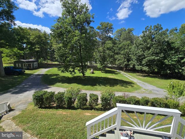 127 COOL GLEN CIR, Harpers Ferry, WV 25425