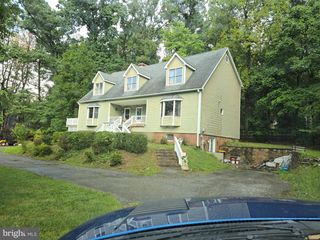 127 COOL GLEN CIR, Harpers Ferry, WV 25425