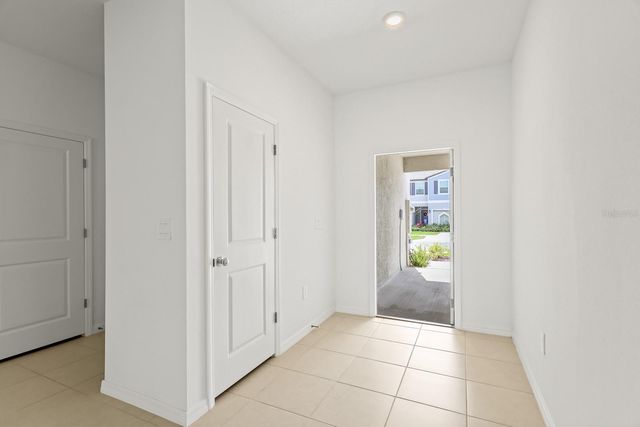 2642 SUNRAY VENUS WAY, Ruskin, FL 33570