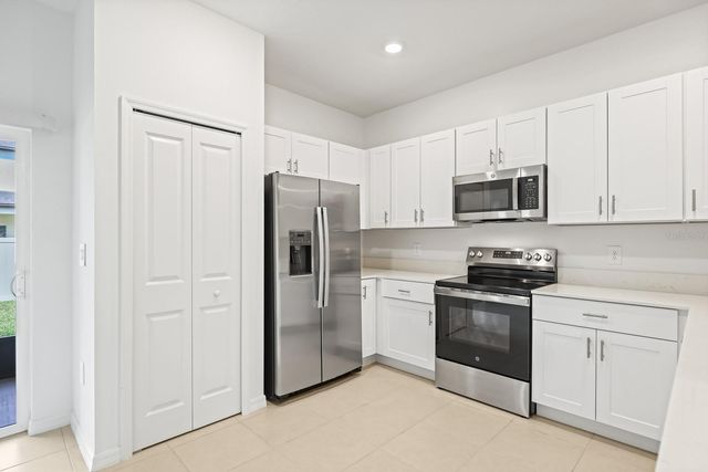 2642 SUNRAY VENUS WAY, Ruskin, FL 33570