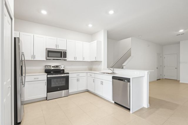 2642 SUNRAY VENUS WAY, Ruskin, FL 33570