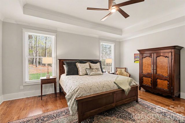 302 Forest Bay Court, Belmont, NC 28012