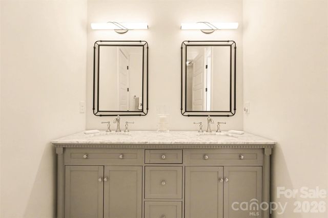 302 Forest Bay Court, Belmont, NC 28012