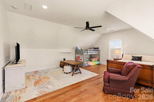 302 Forest Bay Court, Belmont, NC 28012