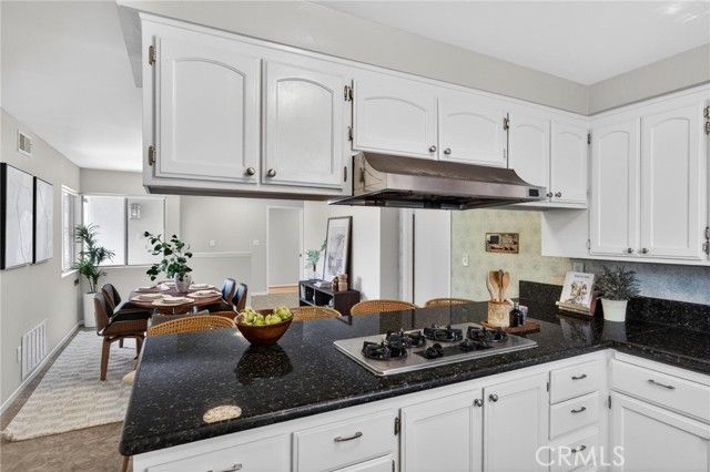 912 Adelante, Los Angeles, CA 90042