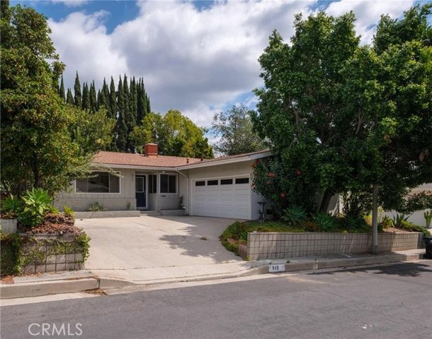 912 Adelante, Los Angeles, CA 90042
