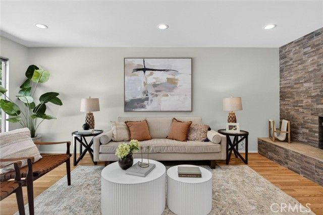 912 Adelante, Los Angeles, CA 90042