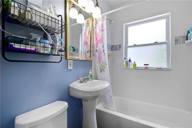 212 Emanuel Cleaver II Boulevard 2 West, Kansas City, MO 64112