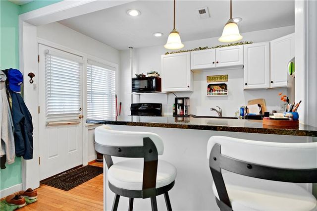 212 Emanuel Cleaver II Boulevard 2 West, Kansas City, MO 64112