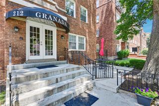 212 Emanuel Cleaver II Boulevard 2 West, Kansas City, MO 64112