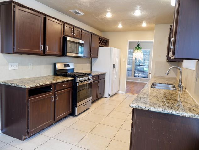 16307 Ember Hollow Lane, Missouri City, TX 77498