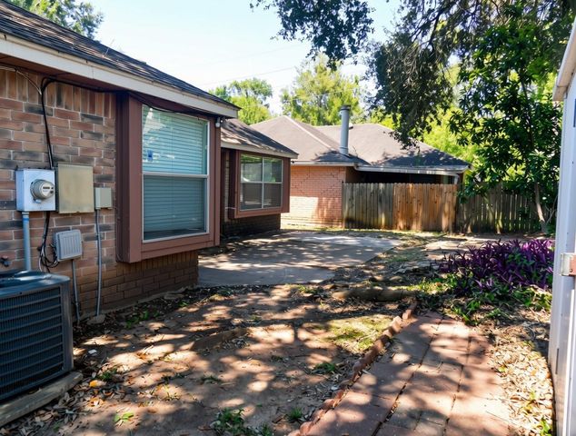 16307 Ember Hollow Lane, Missouri City, TX 77498