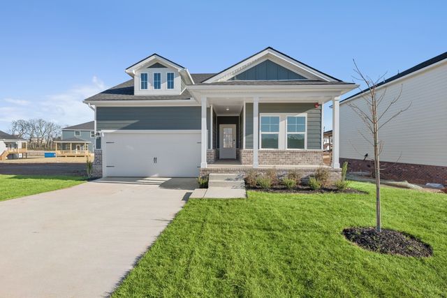 1721 Sharpstone Drive, Columbia, TN 38401