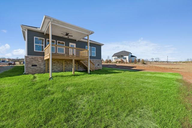 1721 Sharpstone Drive, Columbia, TN 38401