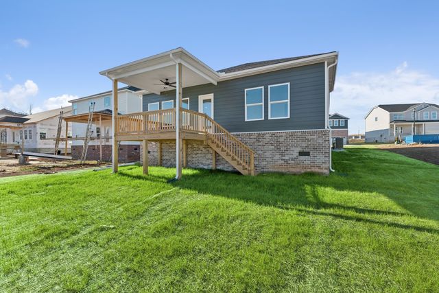 1721 Sharpstone Drive, Columbia, TN 38401
