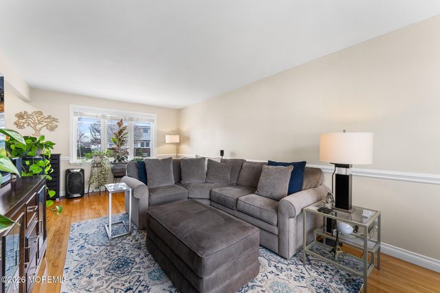 3 Cornell Drive, Hazlet, NJ 07730