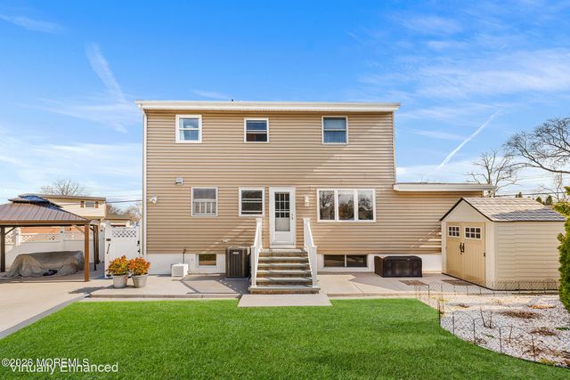 3 Cornell Drive, Hazlet, NJ 07730