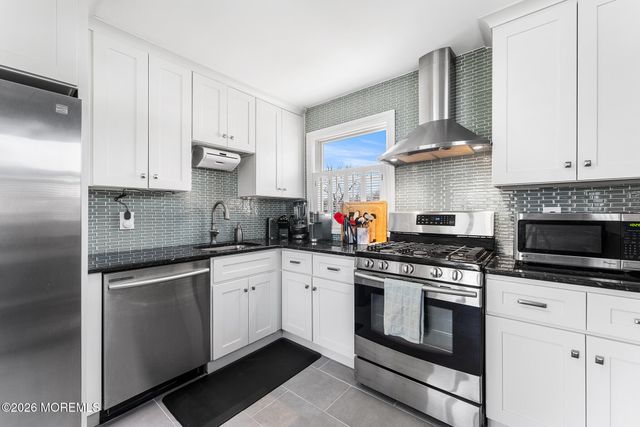 3 Cornell Drive, Hazlet, NJ 07730