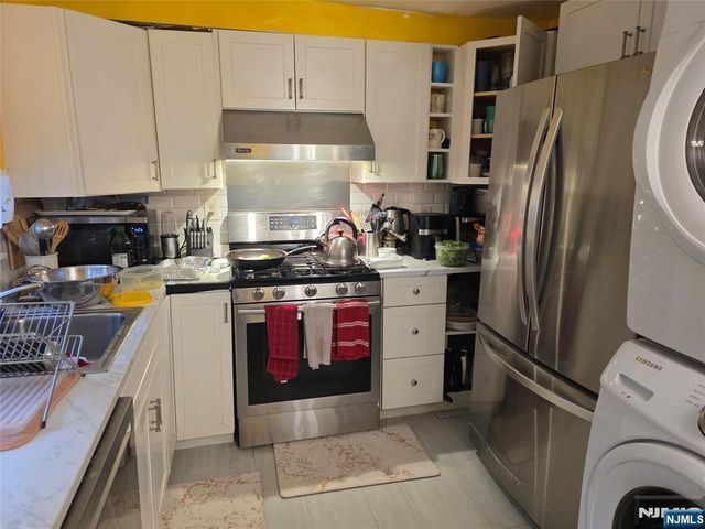 130 Greenbrook 4A, Englewood, NJ 07631