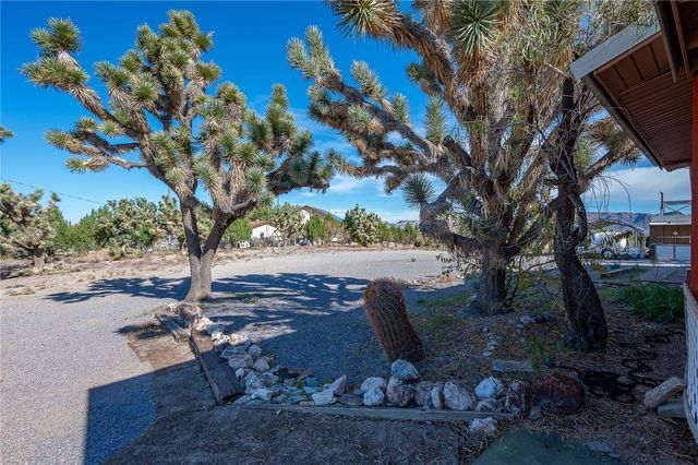 26226 N Tamarisk Street, Meadview, AZ 86444