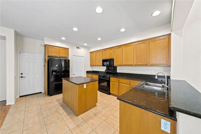 40077 Stowe Road, Temecula, CA 92591