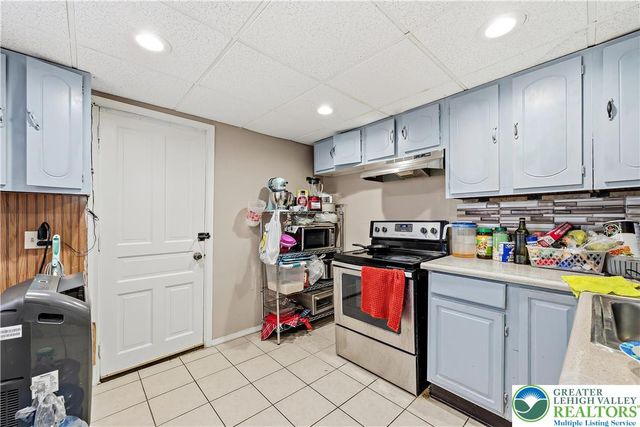 732 North 10th Street, Allentown City, PA 18102