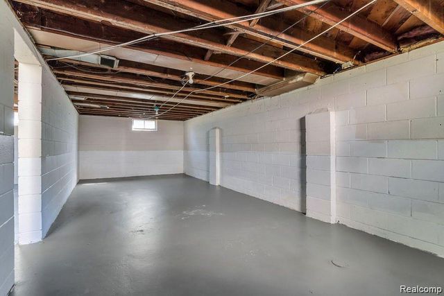 5322 Winthrop Boulevard, Flint, MI 48505