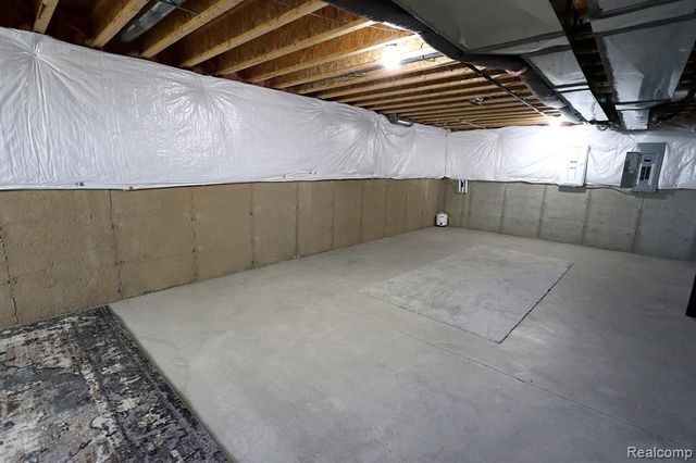 251 Quartz Way, White Lake, MI 48386