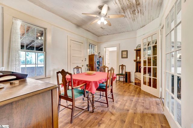 1189 49 Highway, Laurens, SC 29360
