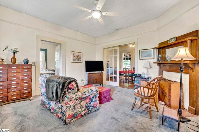 1189 49 Highway, Laurens, SC 29360