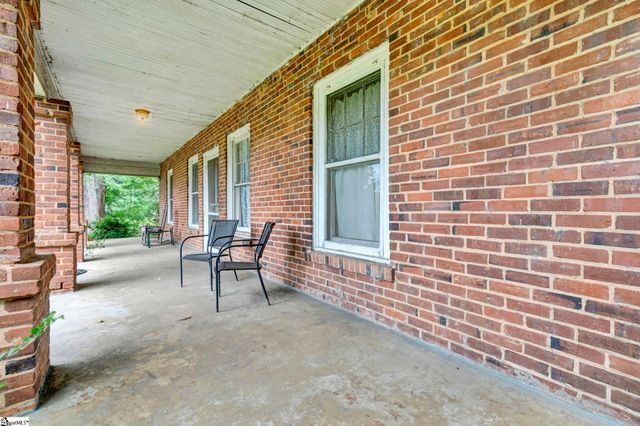 1189 49 Highway, Laurens, SC 29360