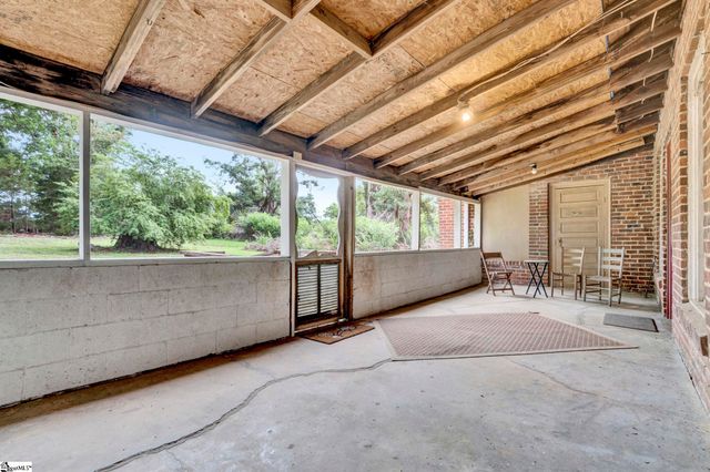1189 49 Highway, Laurens, SC 29360