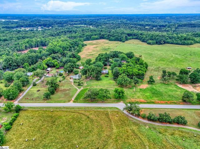 1189 49 Highway, Laurens, SC 29360