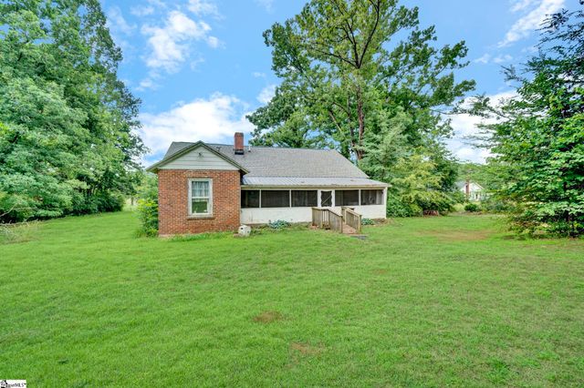 1189 49 Highway, Laurens, SC 29360
