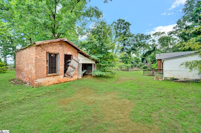 1189 49 Highway, Laurens, SC 29360