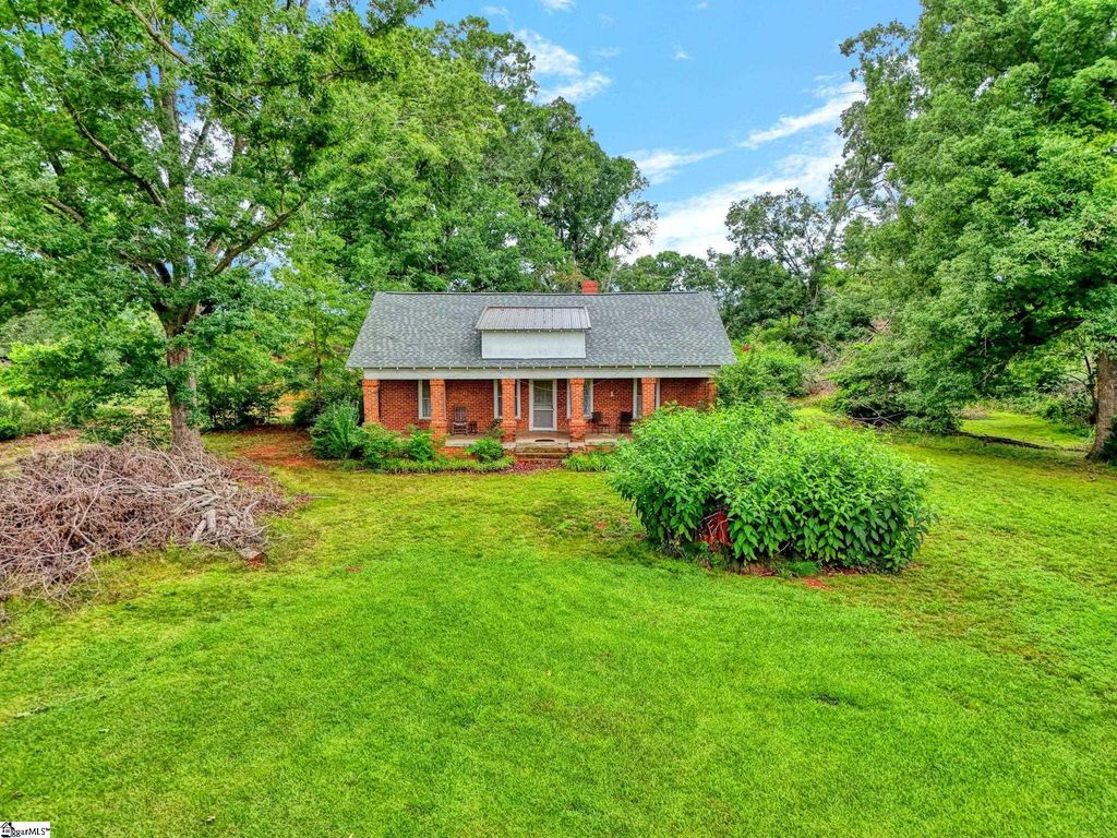 1189 49 Highway, Laurens, SC 29360
