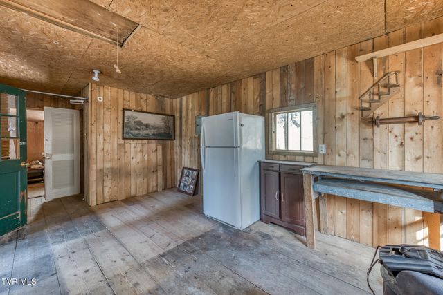 240 Phil Arnett Road, Roan Mountain, TN 37687