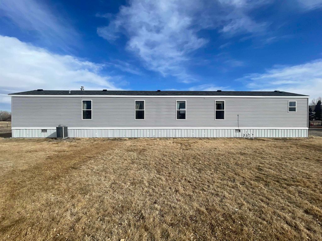 1498 Lane 14, Powell, WY 82435 photo 19