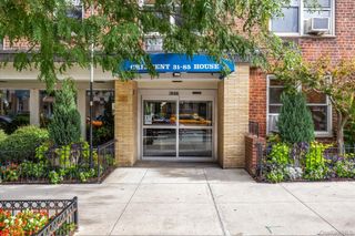 31-85 Crescent Street 516, Astoria, NY 11106