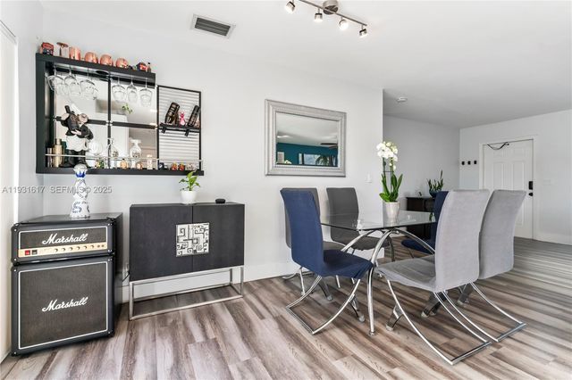 9612 Wyoming Ct, Boca Raton, FL 33434