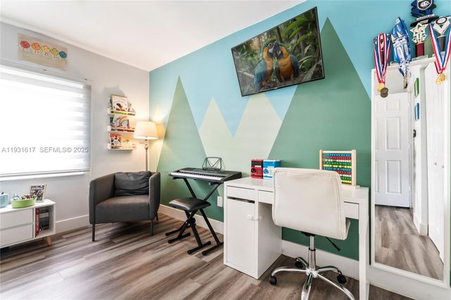 9612 Wyoming Ct, Boca Raton, FL 33434