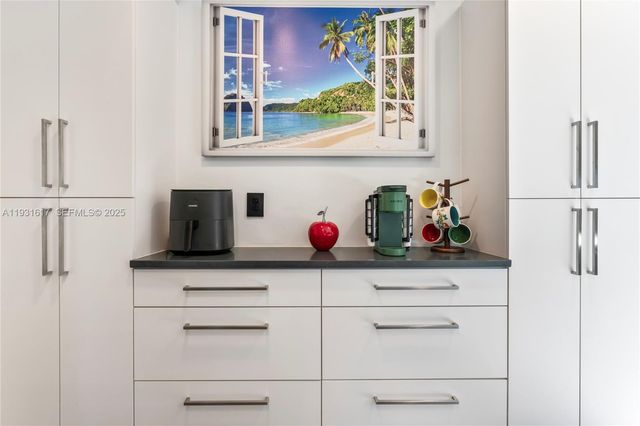 9612 Wyoming Ct, Boca Raton, FL 33434