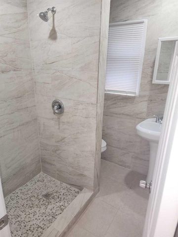 1910 GARFIELD Street 1, Hollywood, FL 33020