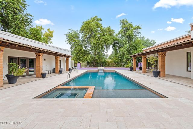 8219 N 74TH Place, Scottsdale, AZ 85258