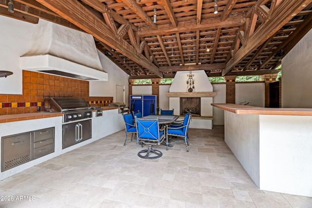 8219 N 74TH Place, Scottsdale, AZ 85258